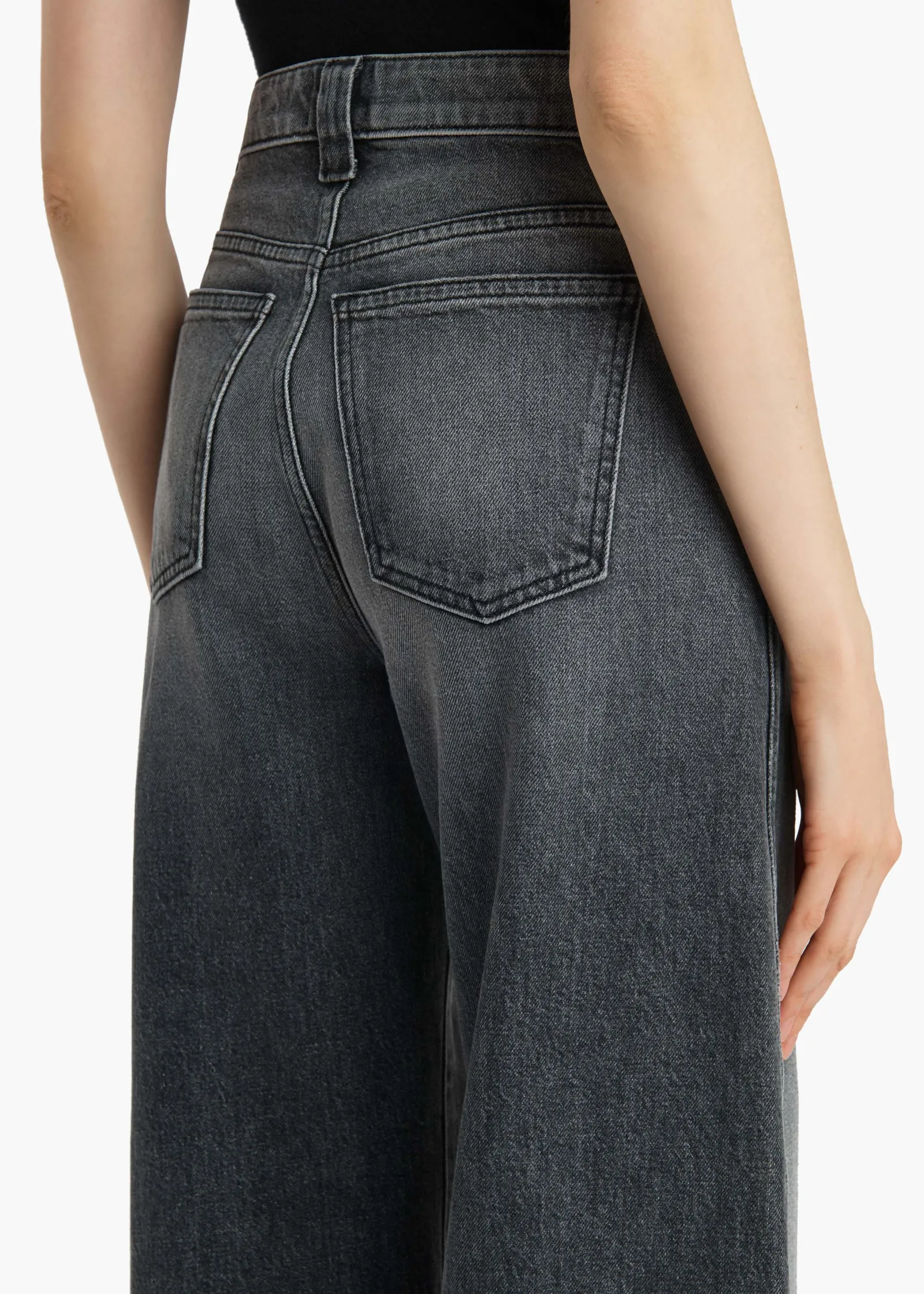 Khaite Dane-Dane Stretch Jean in Warwick