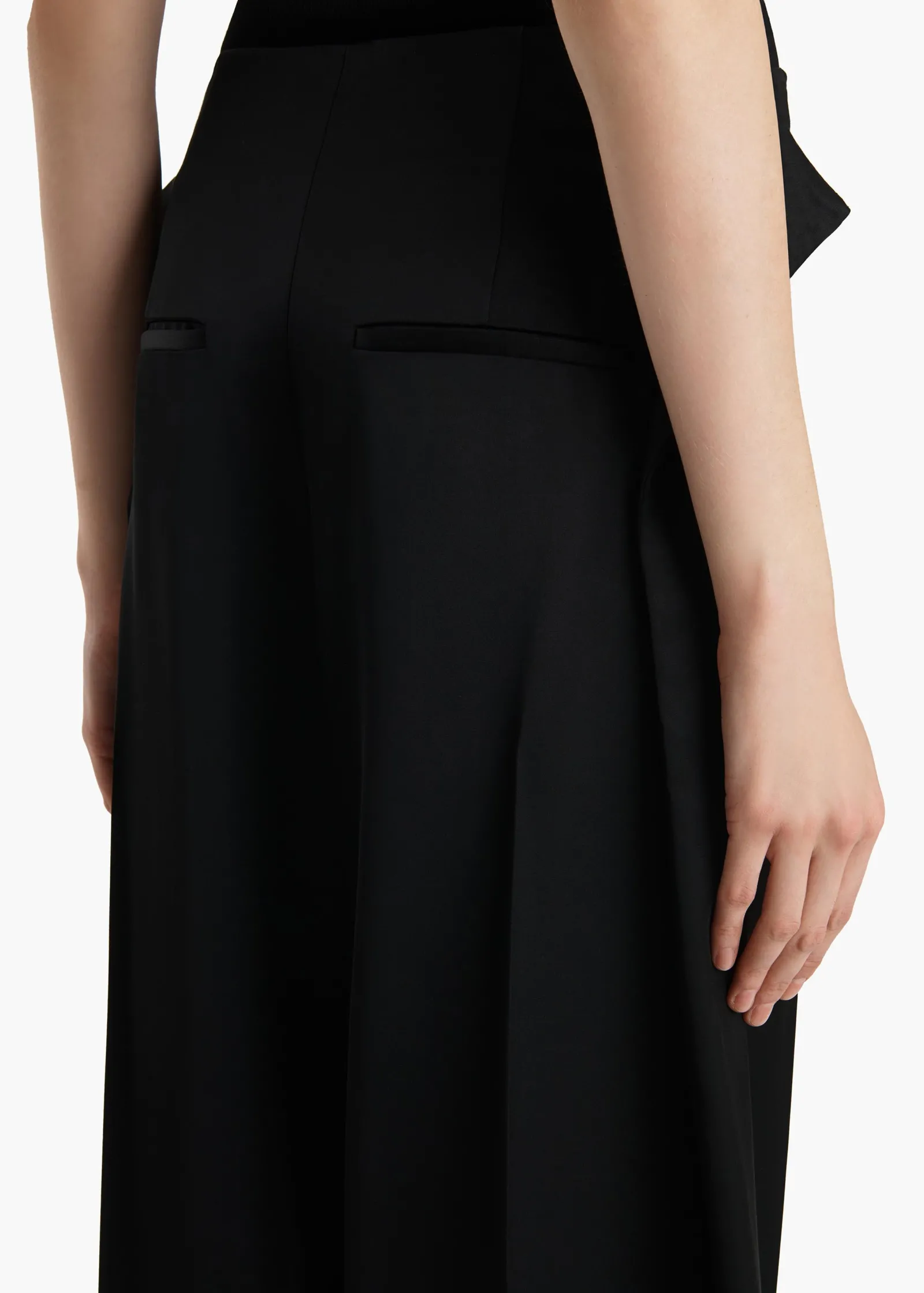 Khaite Pants-Ila Pant in Black