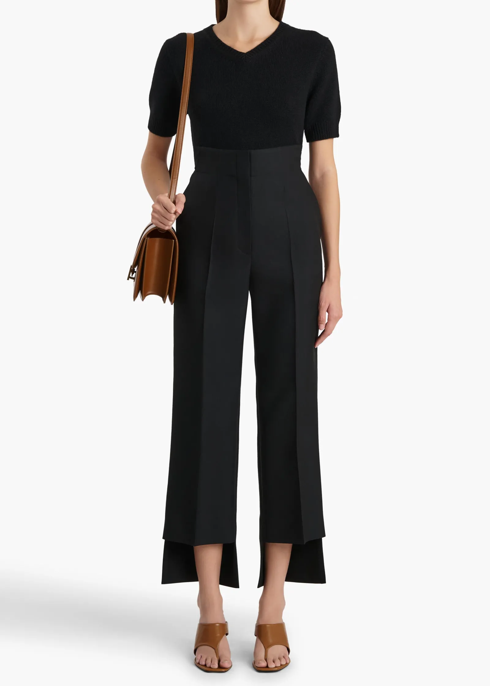 Khaite Knitwear-Jas Sweater in Black