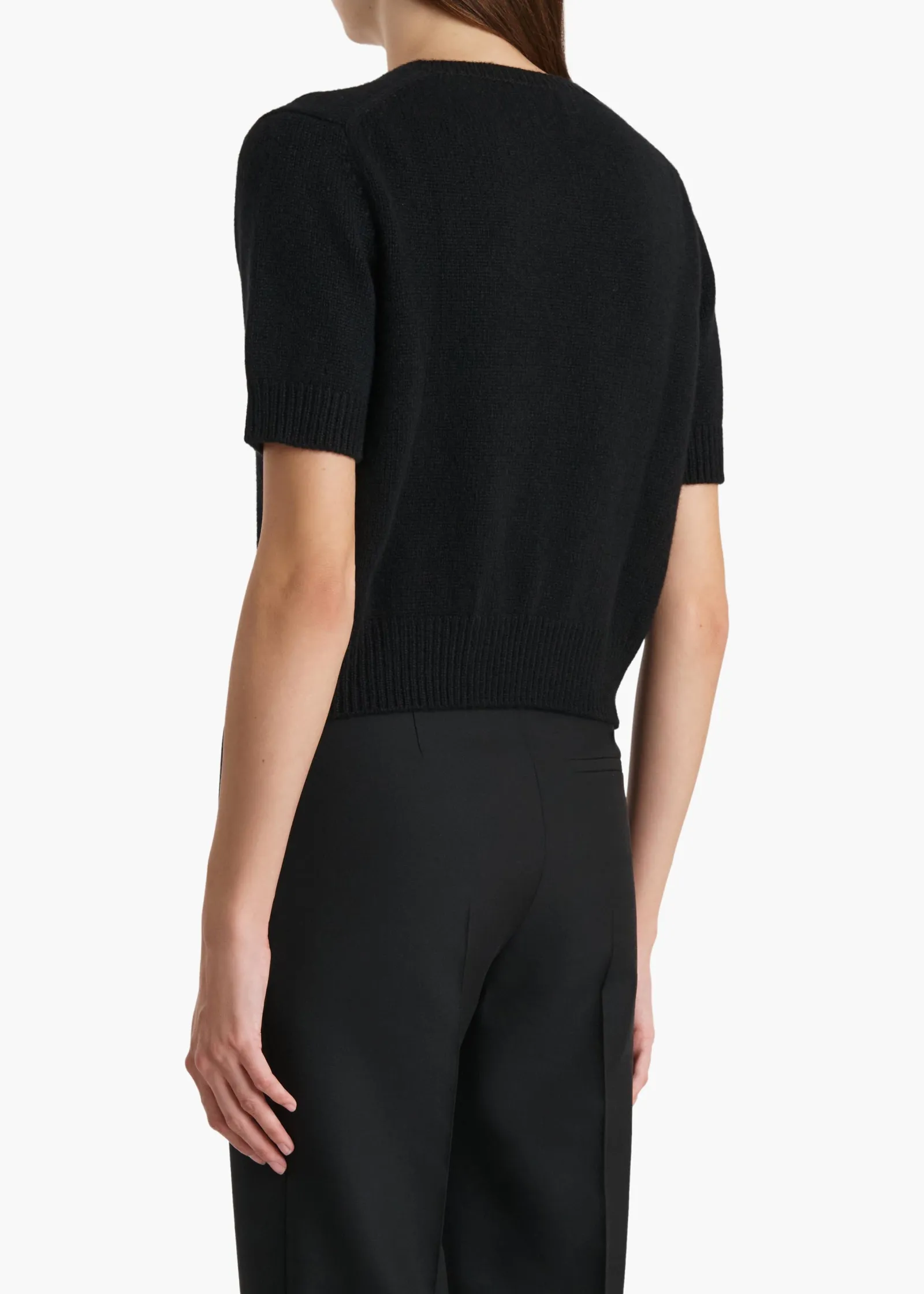 Khaite Knitwear-Jas Sweater in Black