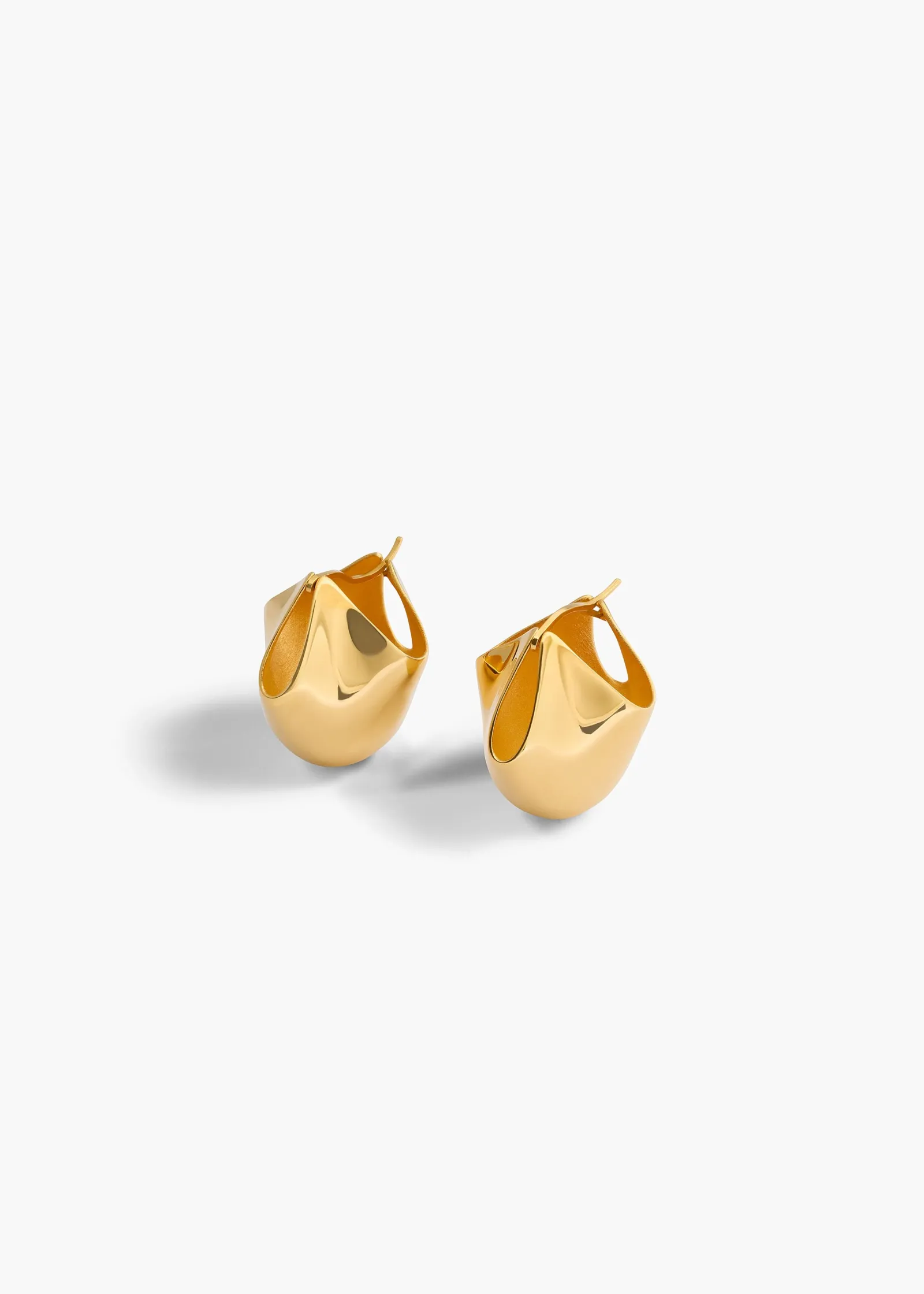 Khaite Jewelry-Medium Lotus Earrings in Gold