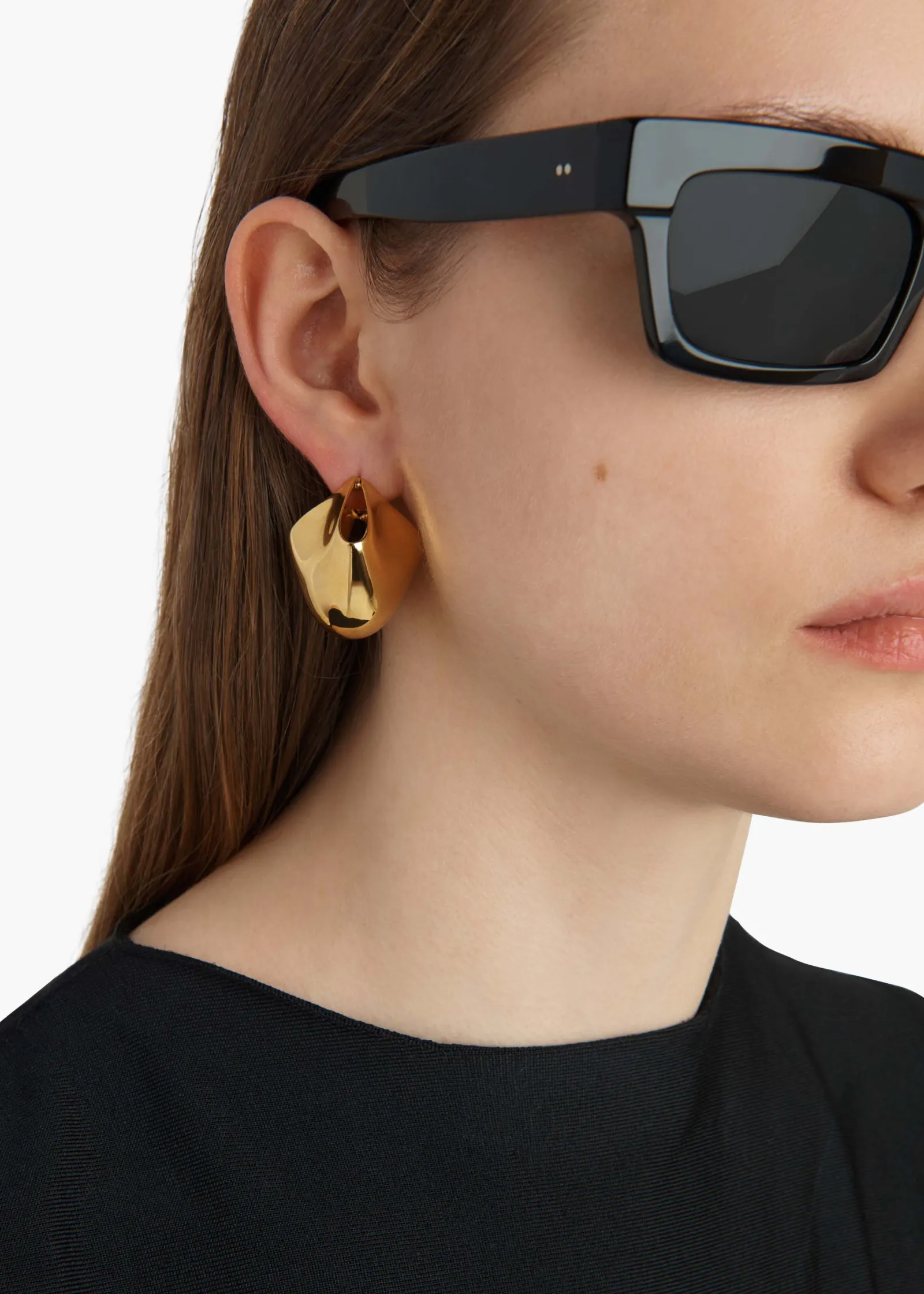 Khaite Jewelry-Medium Lotus Earrings in Gold