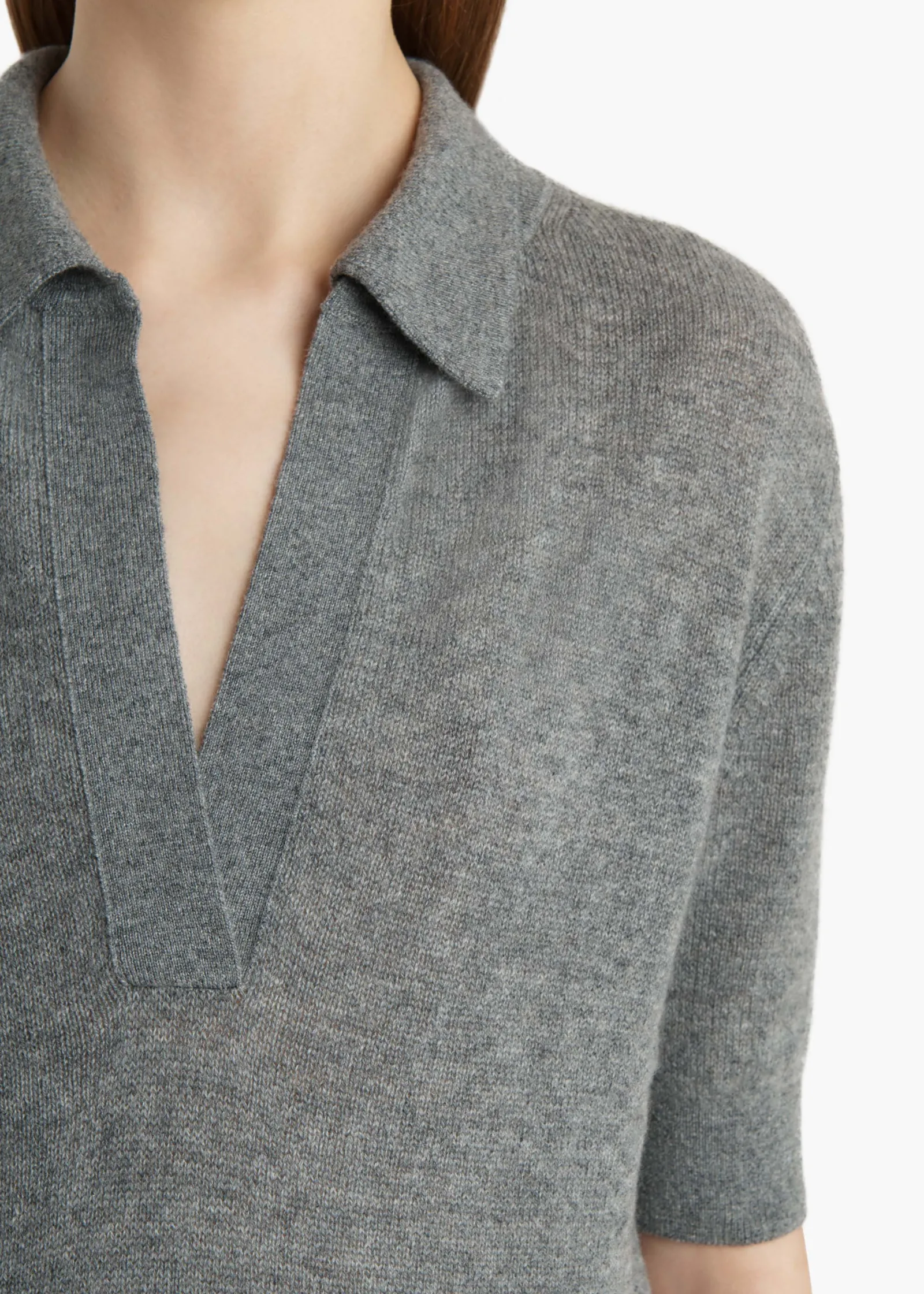 Khaite Knitwear-Shrunken Jo Sweater in Warm Grey