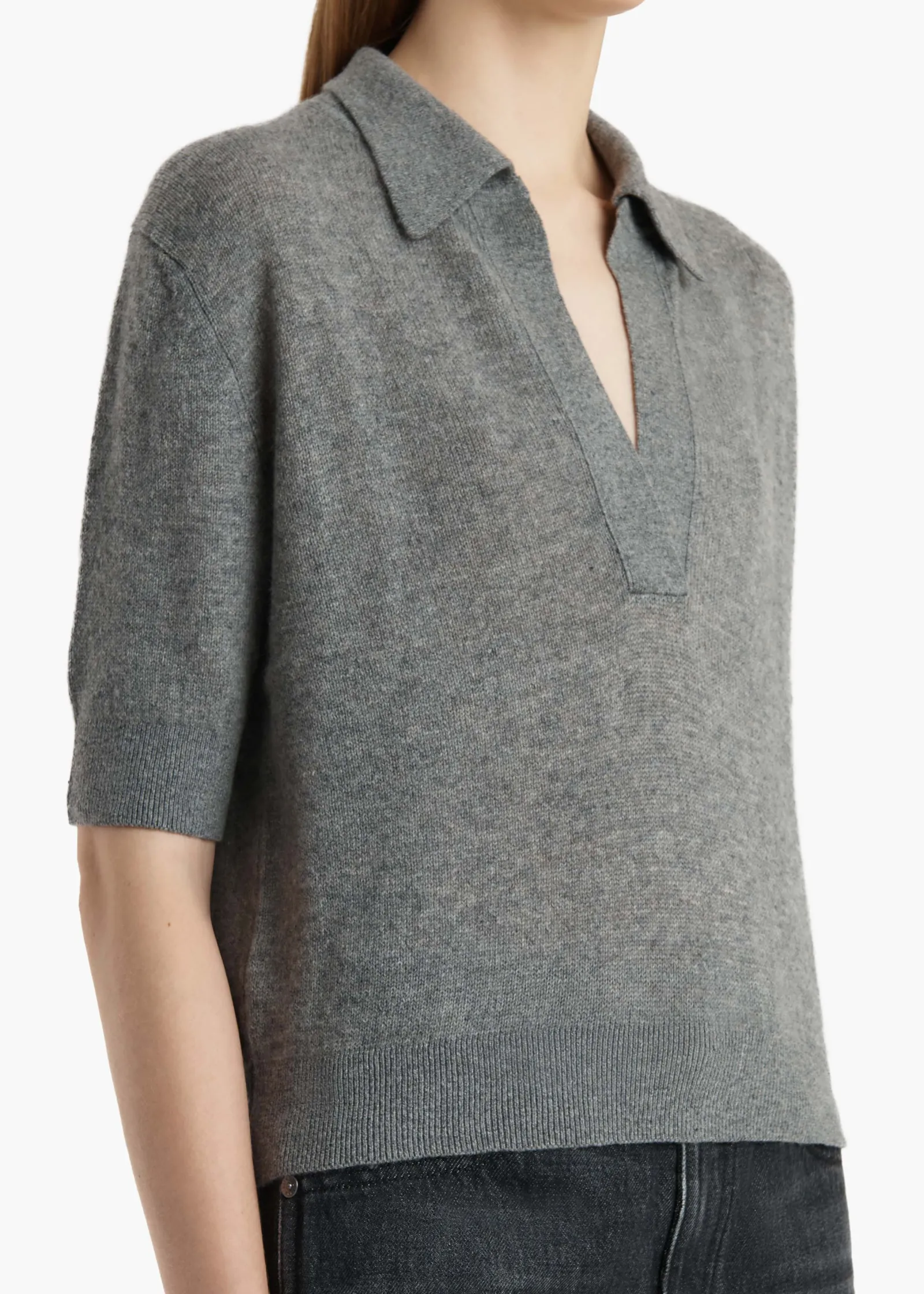 Khaite Knitwear-Shrunken Jo Sweater in Warm Grey